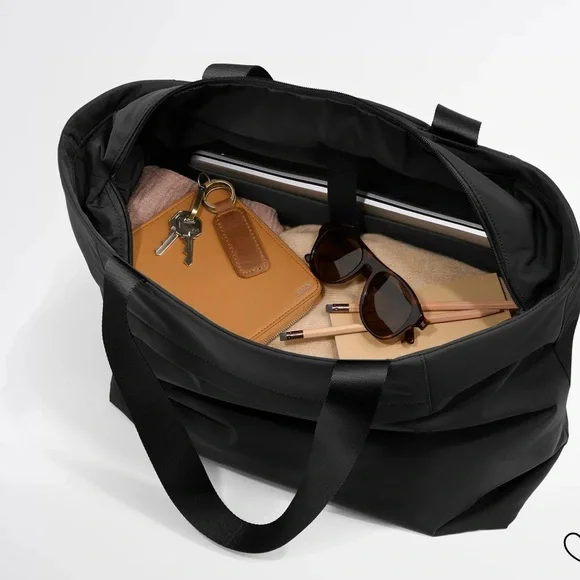 AWAY Featherlight Tote Black - Picture 5 of 13